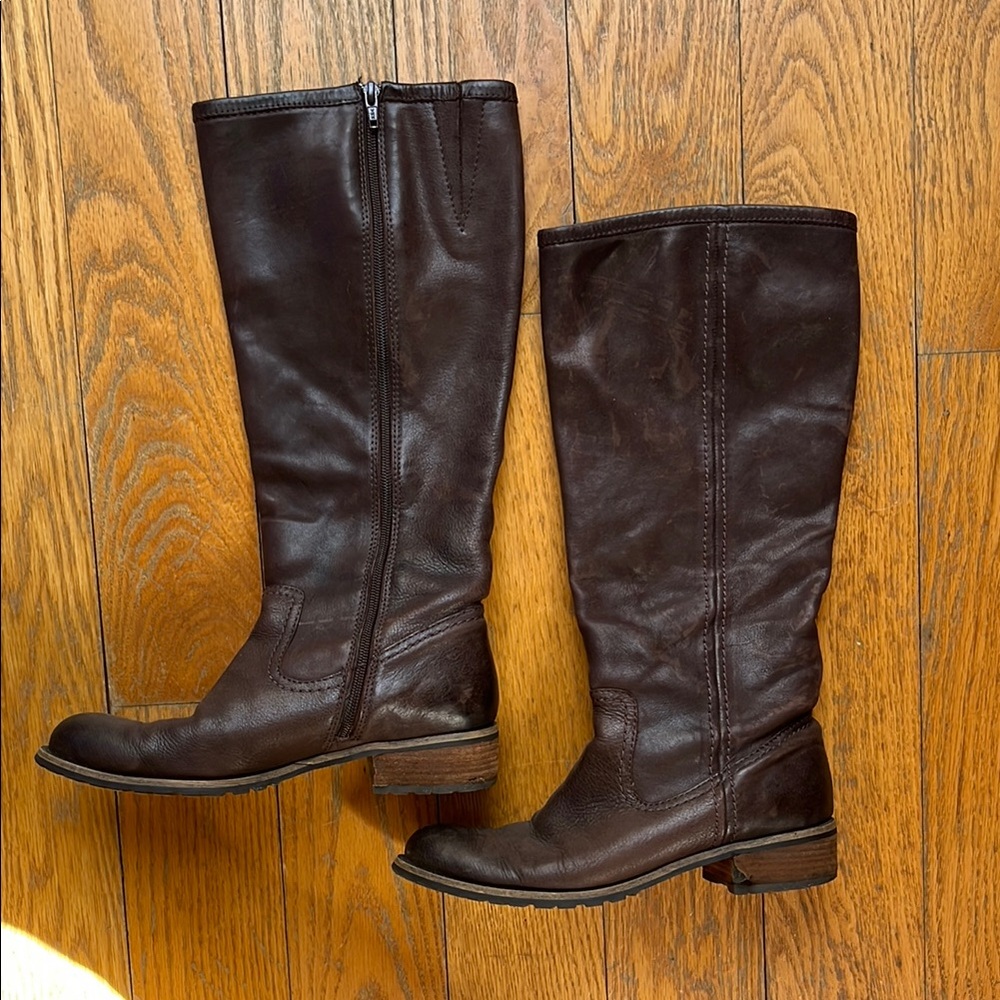 Brown Leather Knee-High Women's Boots